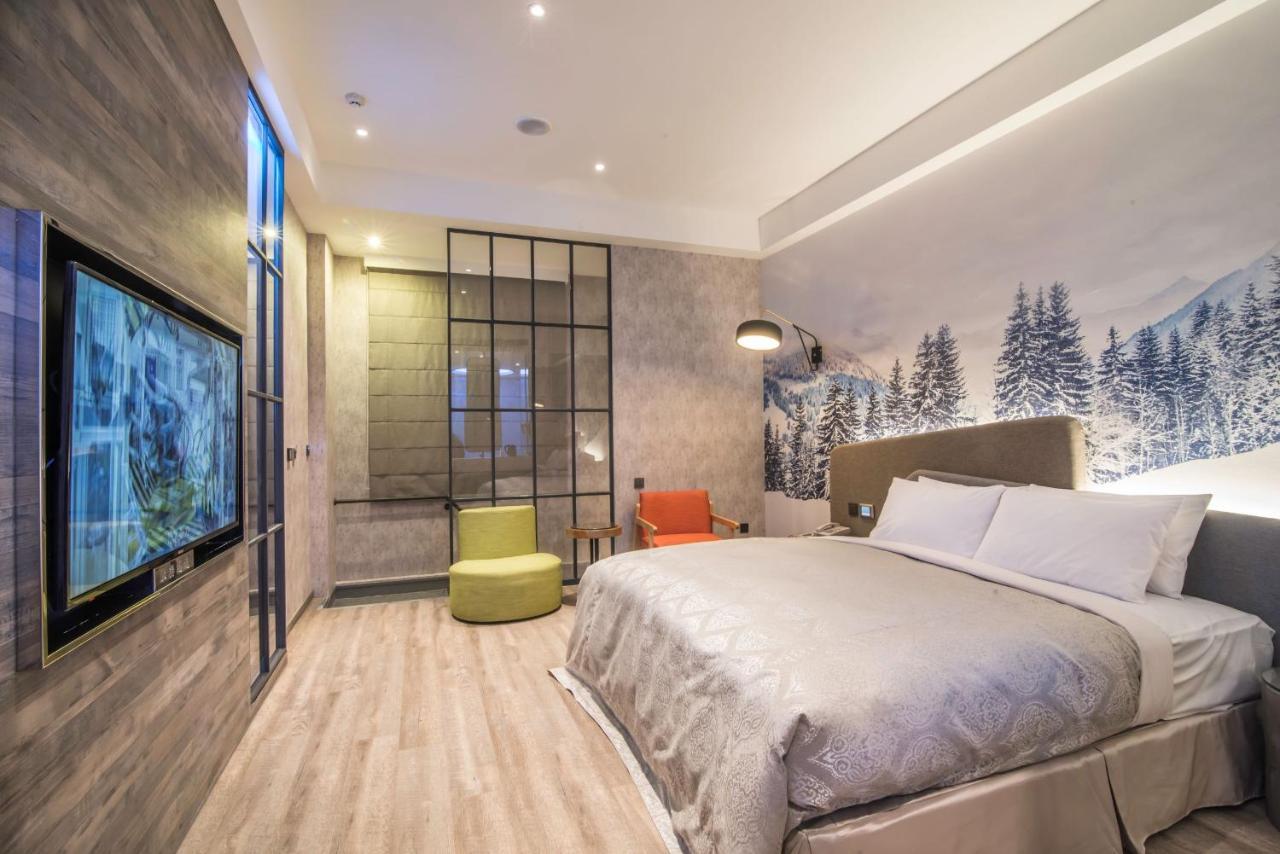 Luv U Motel Kaohsiung Dış mekan fotoğraf